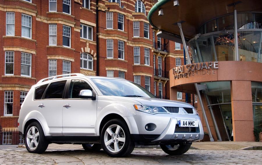  Mitsubishi Outlander Warrior 2007 года  (UK) (фото 29 из 39)